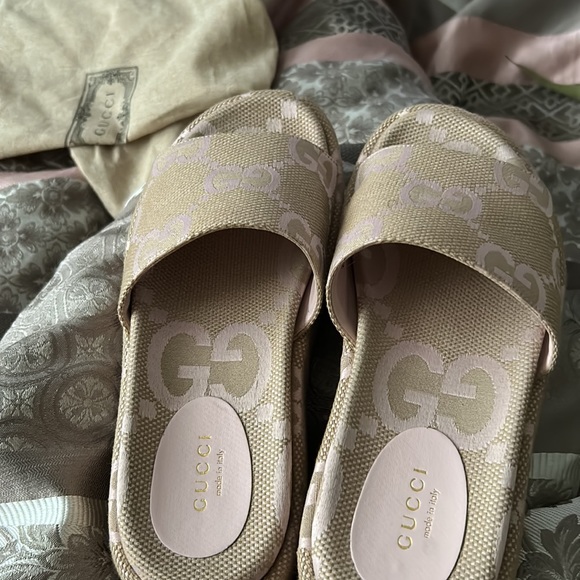 Gucci slides - Picture 4 of 4